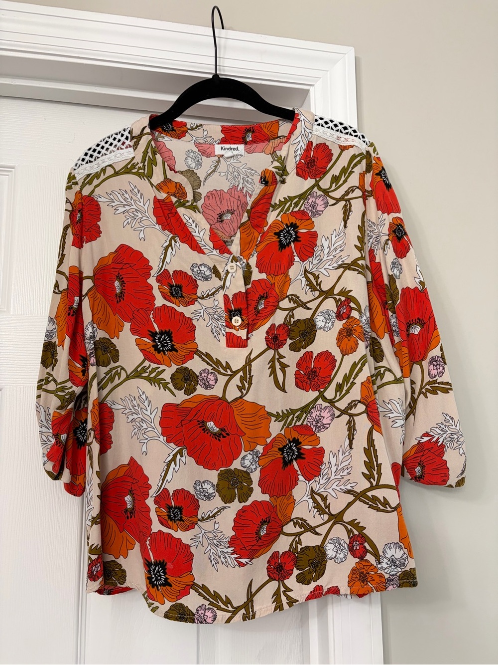 Kindred Beige Floral Popover Top with Red Poppies